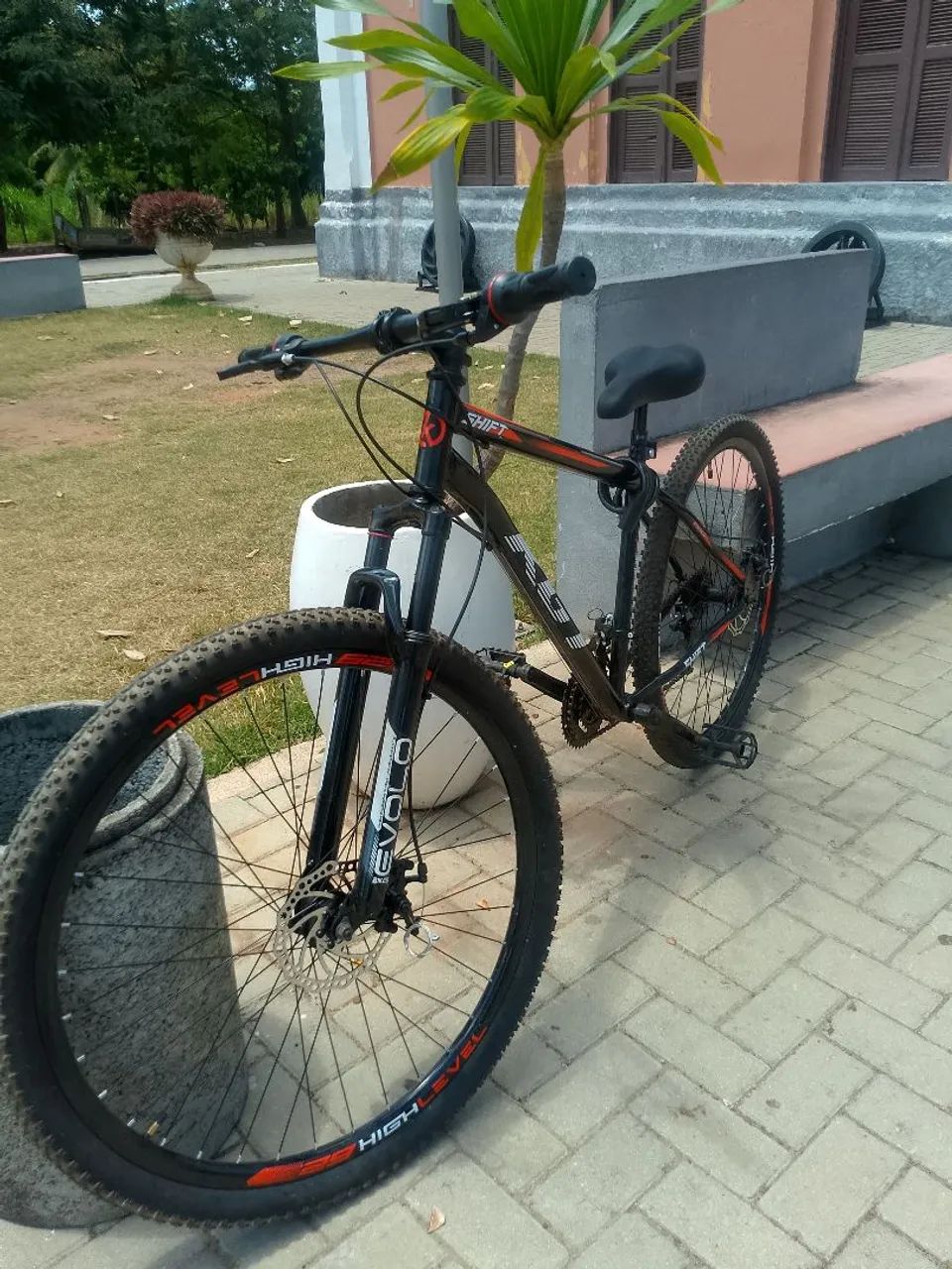 Bicicleta Aro 29 KGT Shift Aço Carbono 