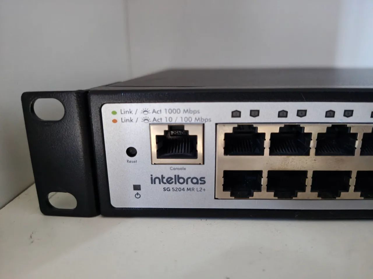 Switch Intelbras - SG 5204 MR L2+