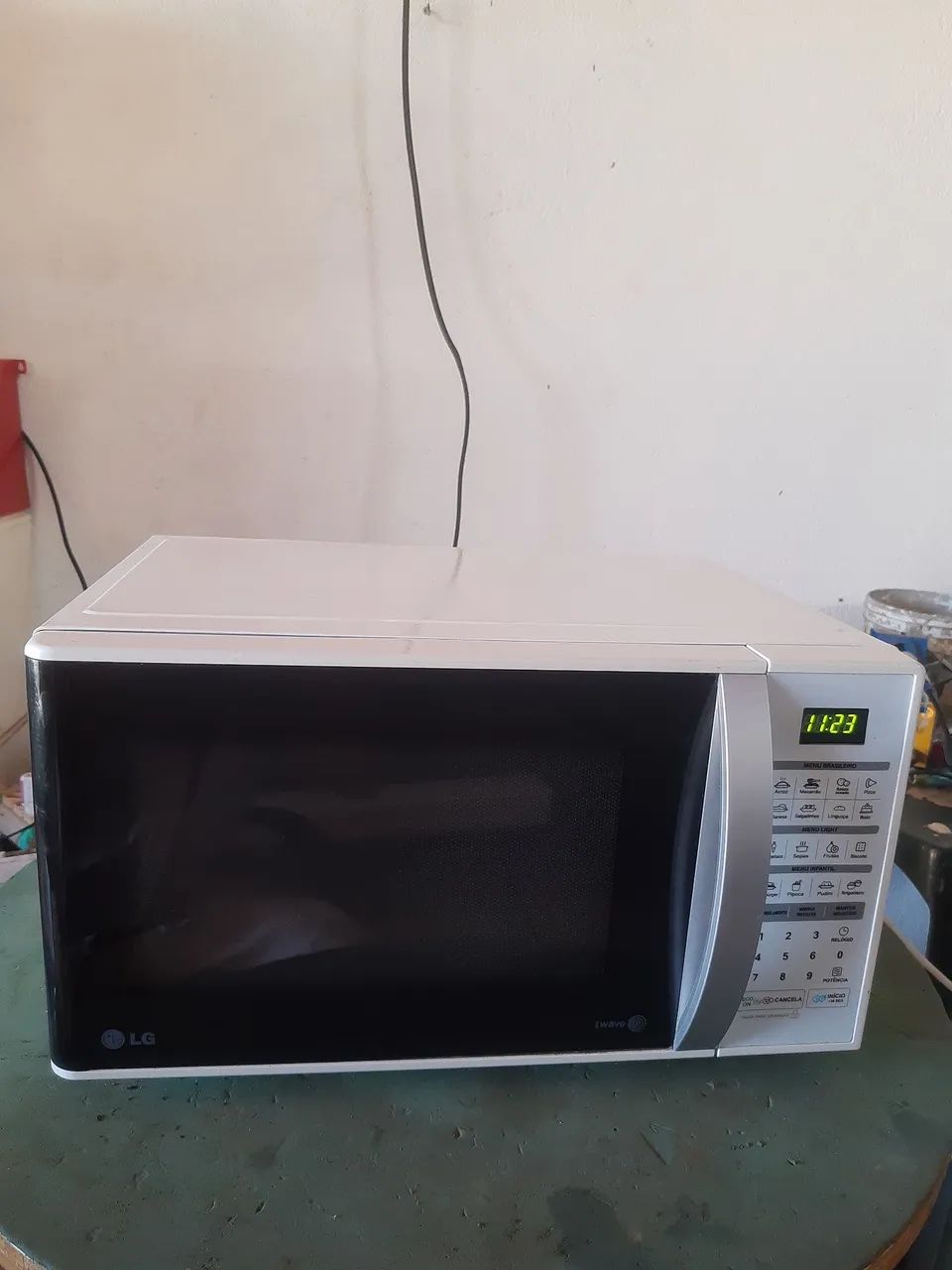 Microondas LG Iwave 30 litros 