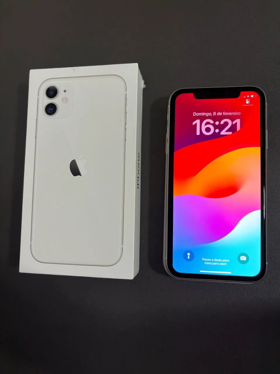 Iphone 11 - branco - 64gb