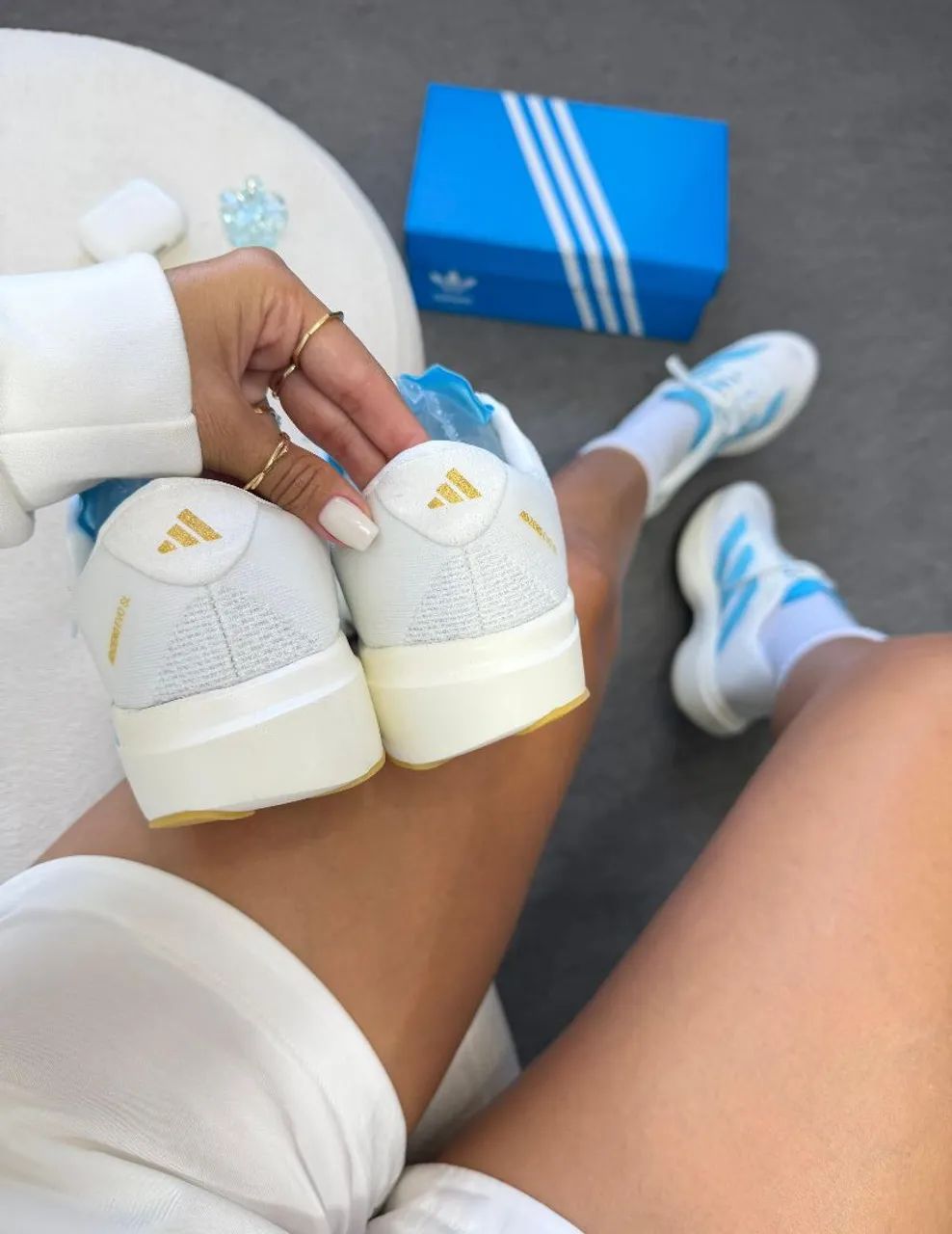 Tênis Adidas Evo SL branco azul celeste lightstrike  - Foto 4