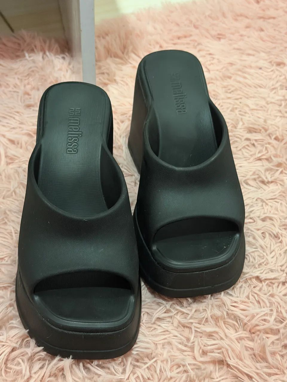 Melissa semi nova 