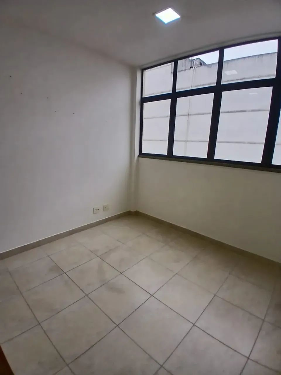 Sala comercial excelente com 54 m² - Várzea - Teresópolis, RJ - Foto 4