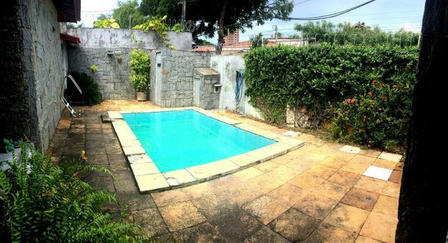 Casa plana na varjota, 3 suítes, esquina, 4 vagas de garagem, Piscina, próx Via expressa - Foto 10