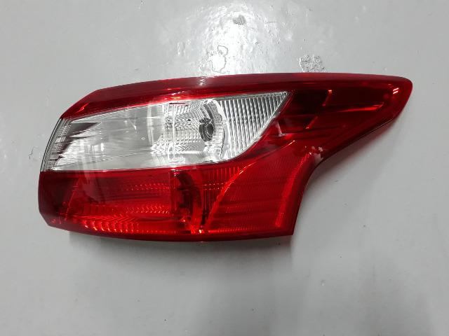 8350-Lanterna Focus Sedan Traseiro Direito 2014/2016 - Foto 3