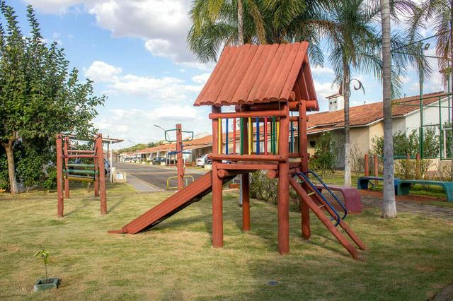 Casa em condomínio, Jd Gardenia, 2/4, 2 garagens, aceita carros na troca - Foto 10