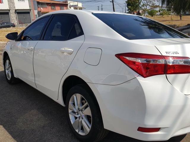Corolla GLI 1.8 aut 15/16 - Foto 2