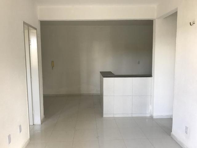 Apartamento de 2 quartos, 1 vaga, no bairro Itaoca, - Foto 2
