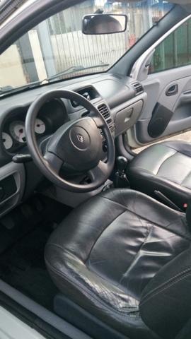 Clio Hatch - Foto 8