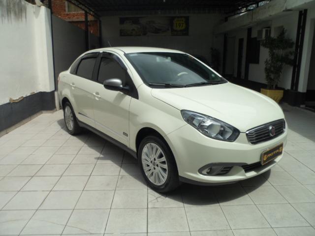 Fiat Grand Siena Essence 1.6 Sublime