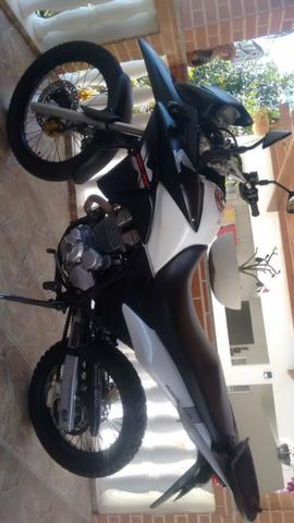 Moto Honda XRE 300 Flex