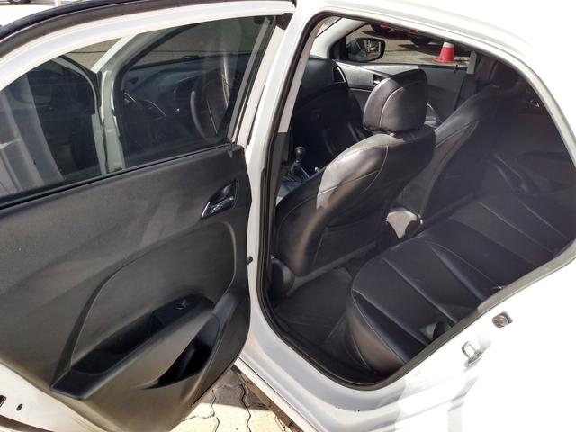 Hyundai HB20 1.0 Comfor Spicy ano 2015 - Foto 10