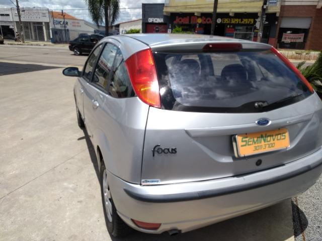 Focus 1.6 zetec rocam - Foto 10