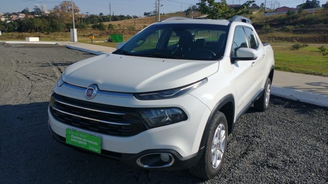 FIAT TORO FREDOOM 2017 1.8 FLEX