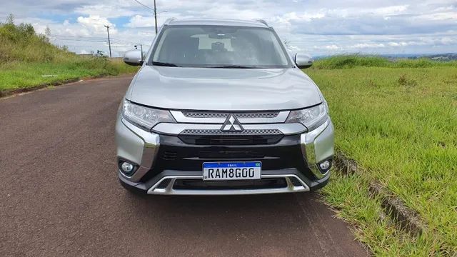 Mitsubishi Outlander HPE 2.0 Impecável Baixa KM