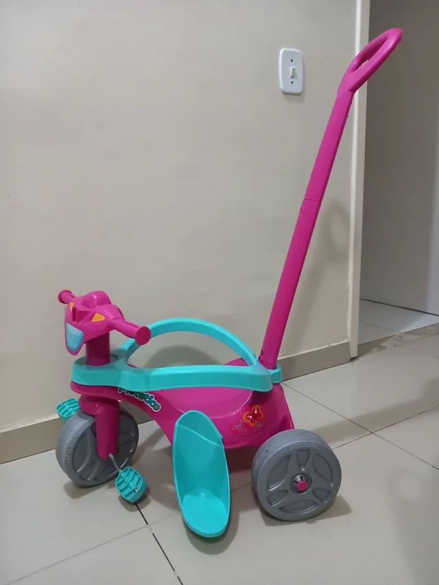 Triciclo Infantil Mototico com Empurrador Bandeirante