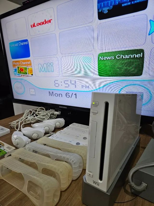 Nintendo Wii Desbloqueado Completo Com Jogos Sem Juros - Escorrega o Preço