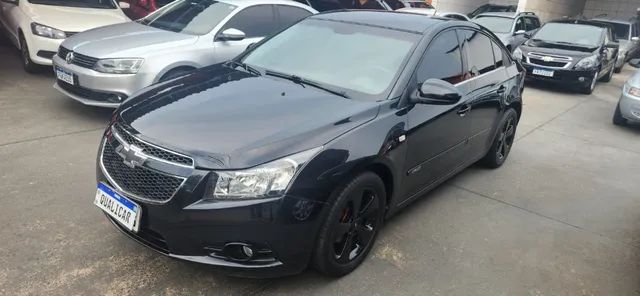 CHEVROLET - CORSA - 2010/2011 - Branca - R$ 35.500,00 - Auto Mais Veículos