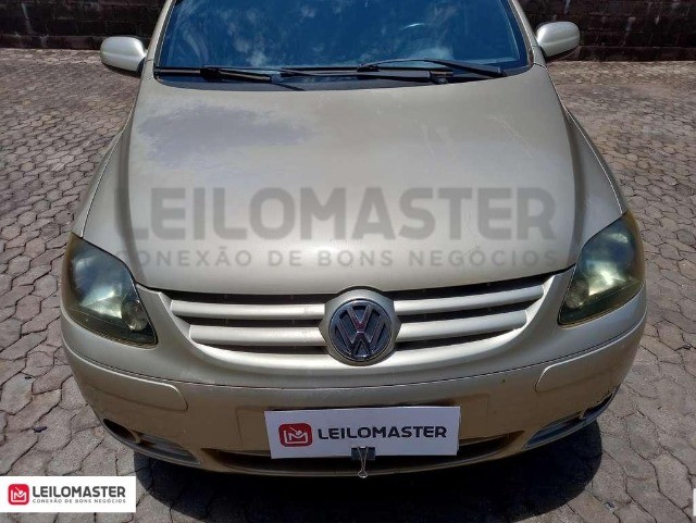 Sucata Volkswagen Fox 1.6 p/ Retirada de Peças - Foto 2