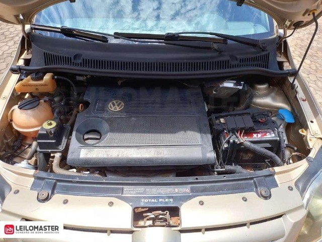 Sucata Volkswagen Fox 1.6 p/ Retirada de Peças - Foto 4
