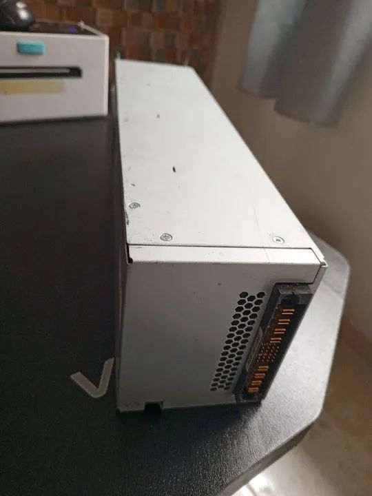 Fonte IBM 580W Storage V7000 HB-PCM01-580-AC 85Y6074 85Y6074 - Foto 6