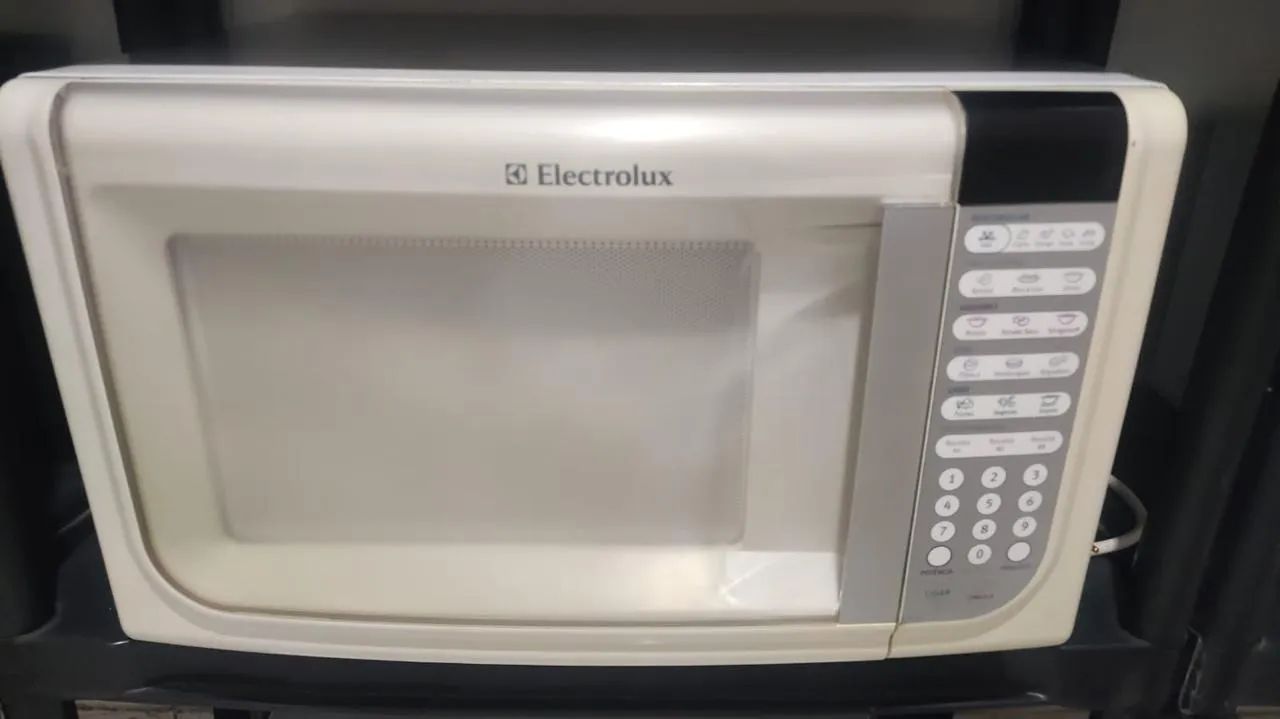 Micro-ondas Electrolux 31 litros  - Em perfeito estado!