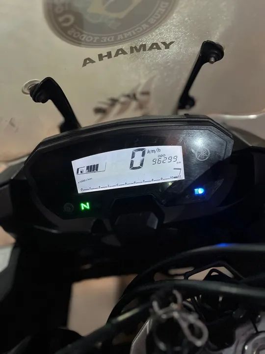 yamaha r 250cc