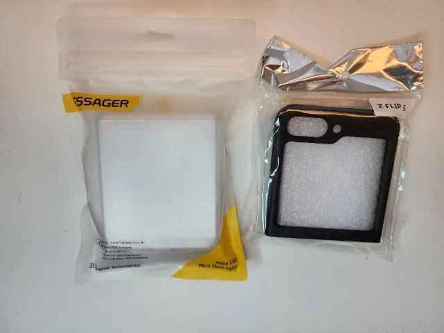 2 Capinhas protetora galaxy z flip5 - Foto 2