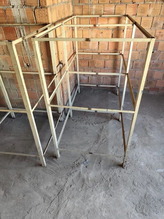 Estantes / Gôndolas de Metal - Foto 2