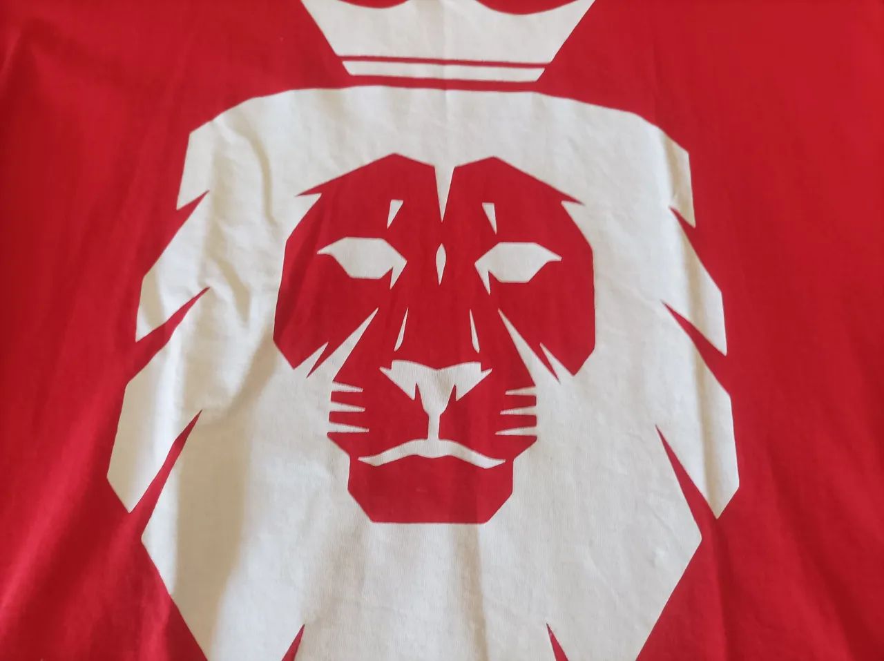 Camiseta Leão de Judá Vermelha - Foto 4
