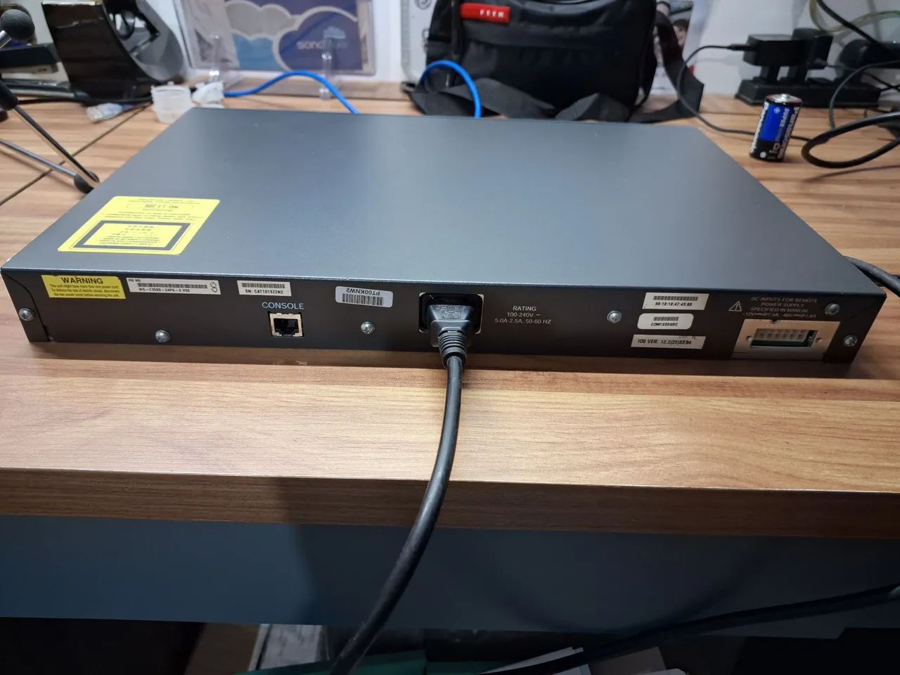 Switch de Rede Cisco Catalyst 3560 PoE 24 portas64842073776001121