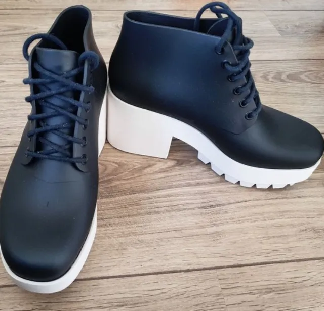 Melissa Stellar Bota 38