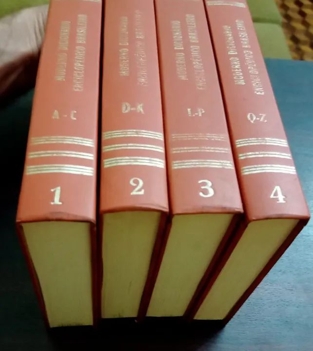 Vendo coleção :Moderno Dicionário Enciclopédico Brasileiro - Foto 3