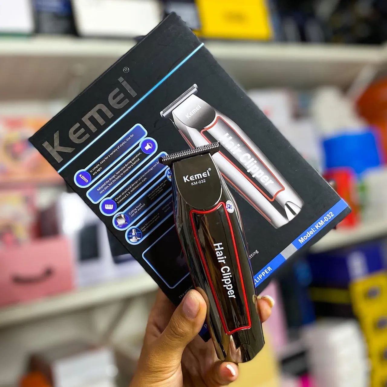 Máquina de Cortar Cabelo Kemei KM-032 - Foto 2