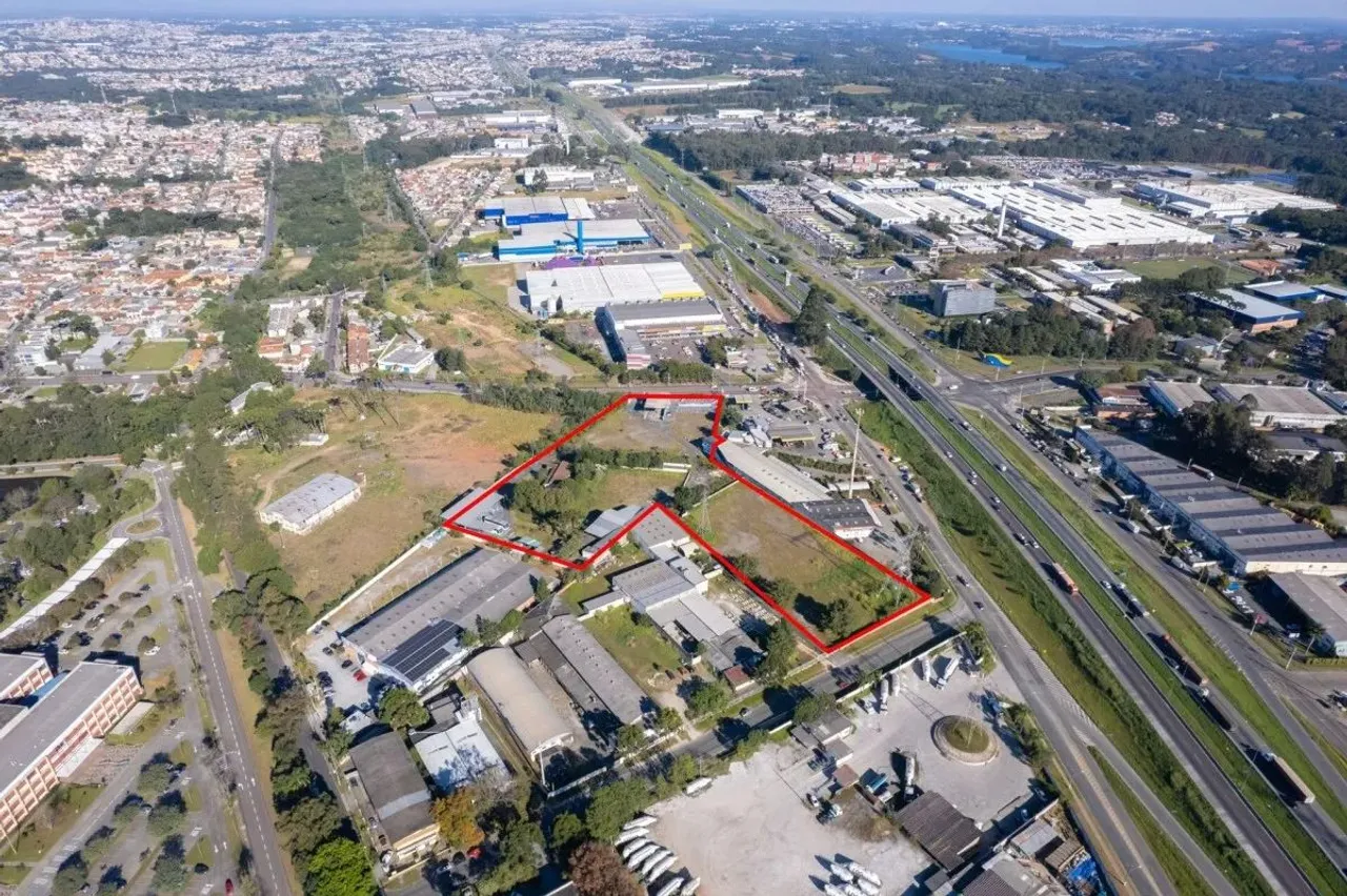 Galpão / Depósito / Armazém para alugar em Curitiba