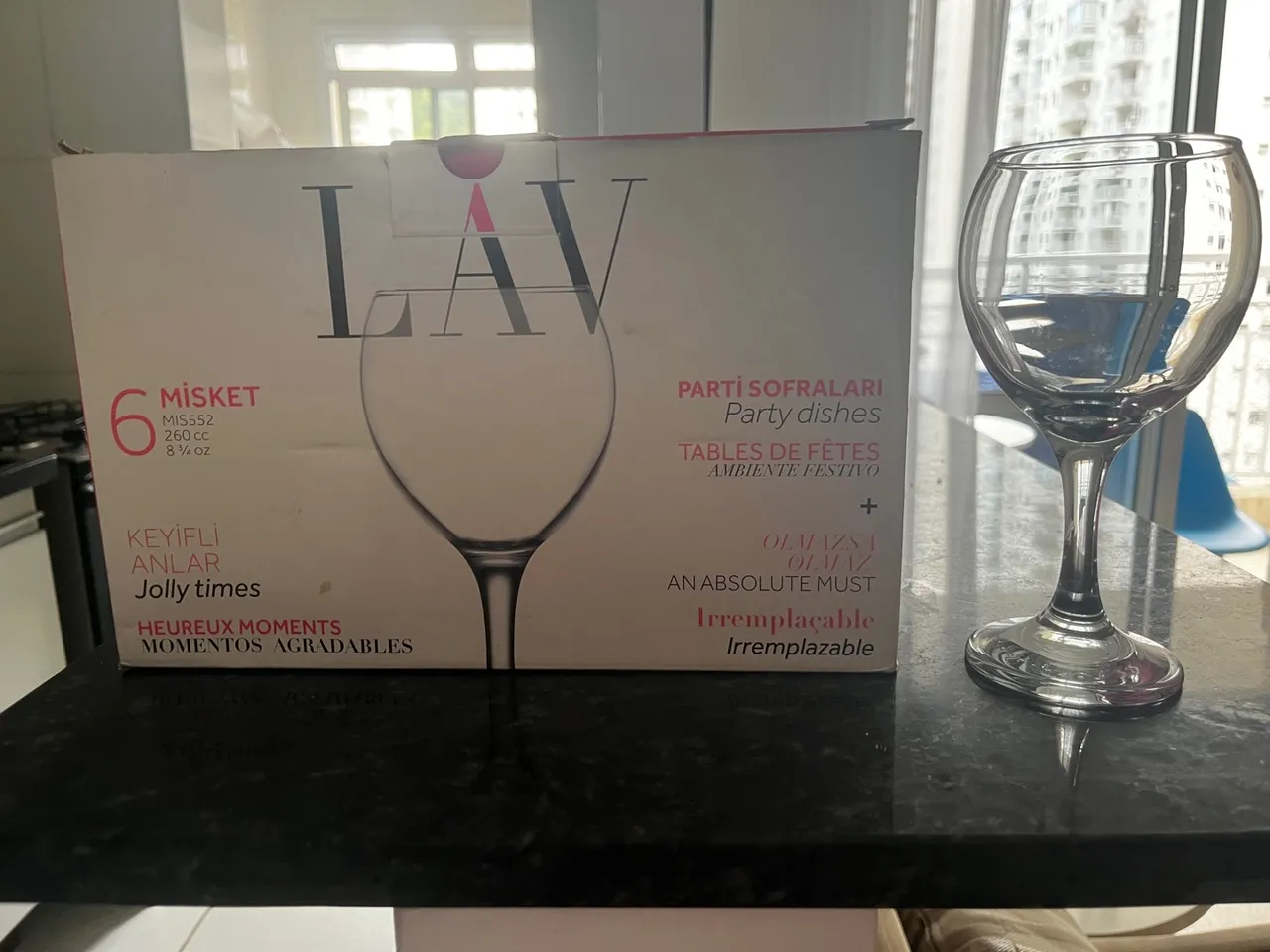 Jogo de taças de vinho LAV Misket - 4 unidades 