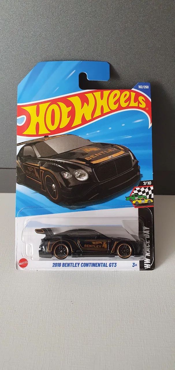 Hot Wheels 2018 Bentley Continental GT3