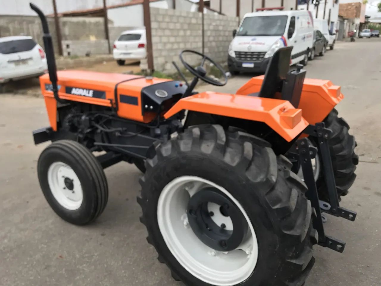 Restauração completa tratores agricolas  - Foto 4