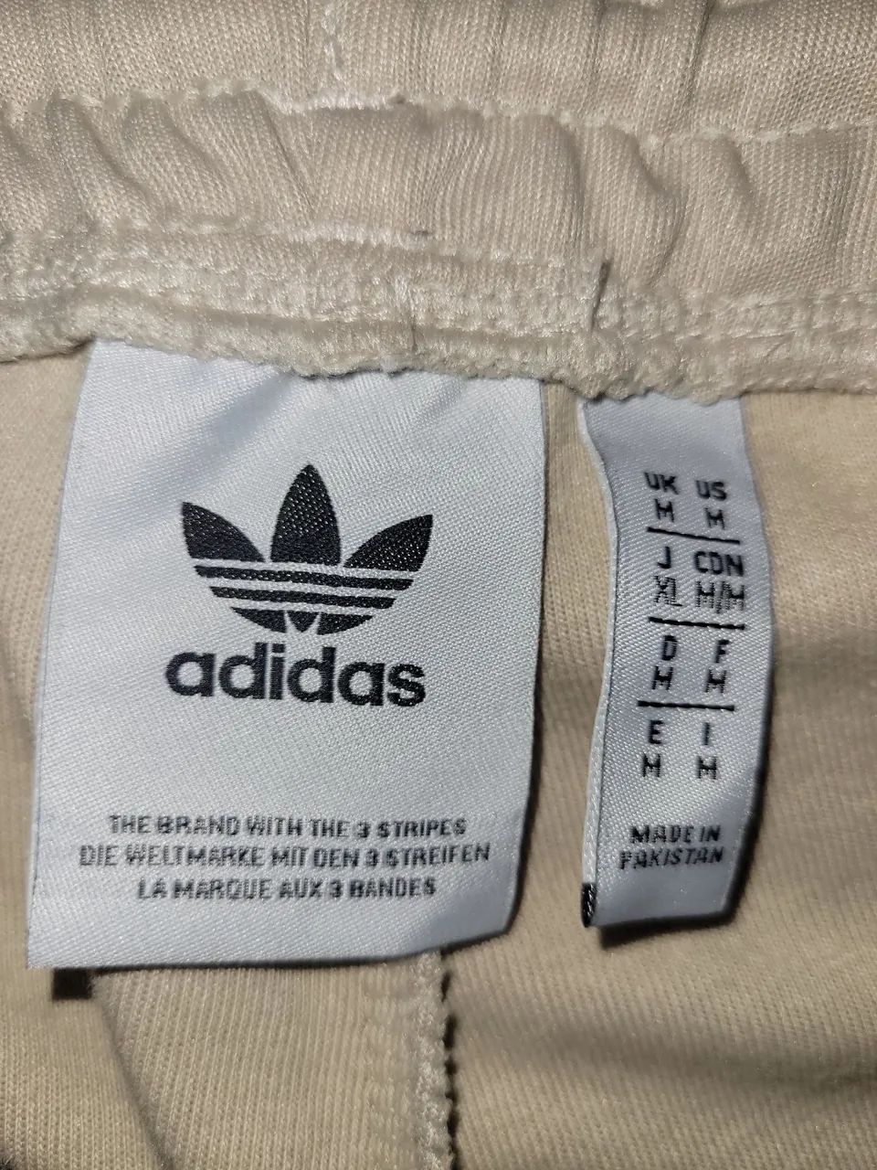 Calca adidas tam M nova - Foto 4