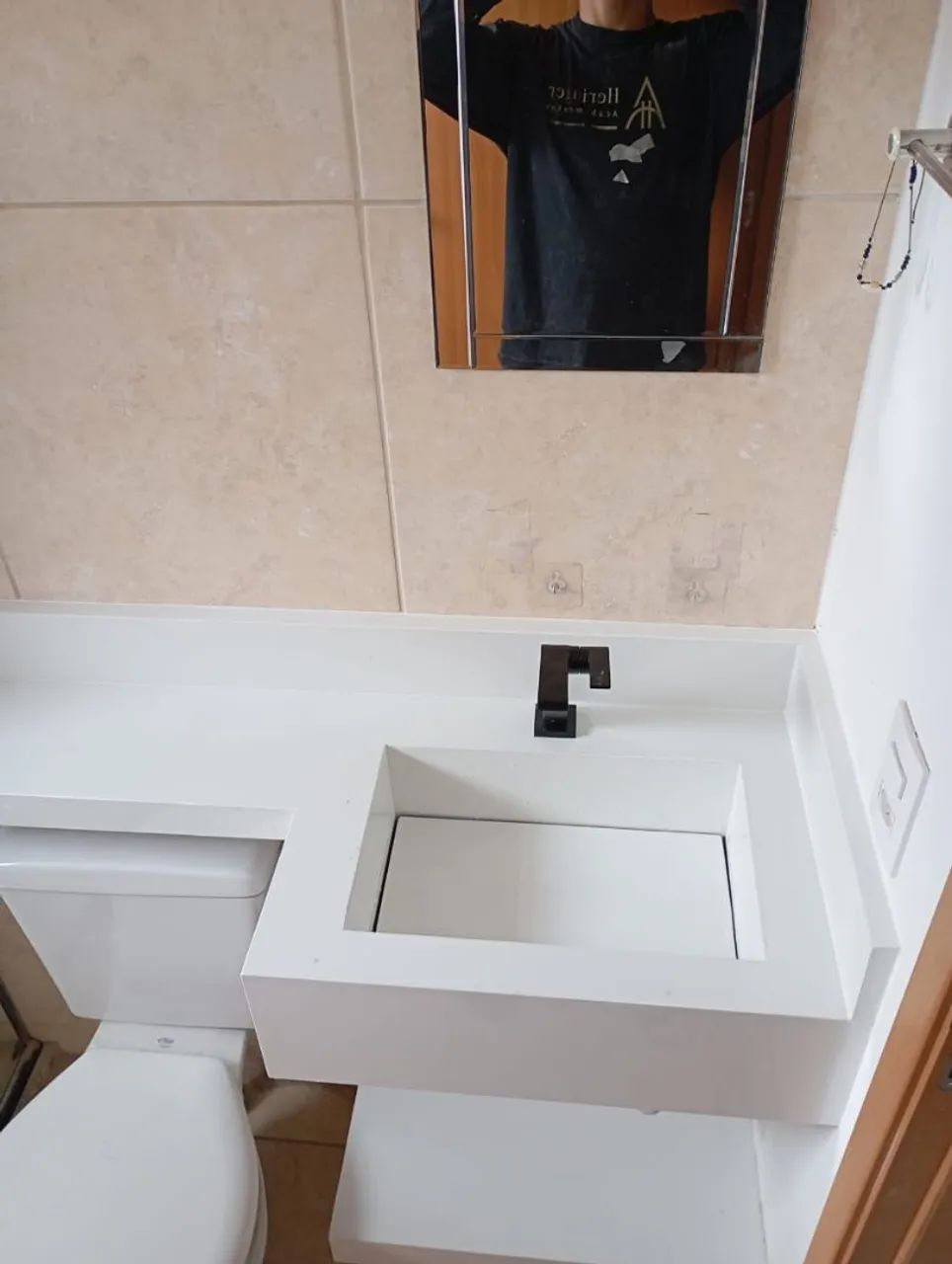 Pias e nichos esculpido em porcelanato 