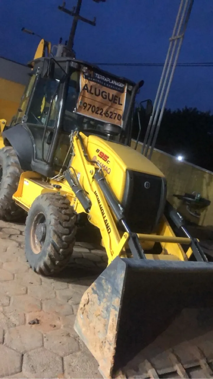 Pá Carregadeira New Holland B95C