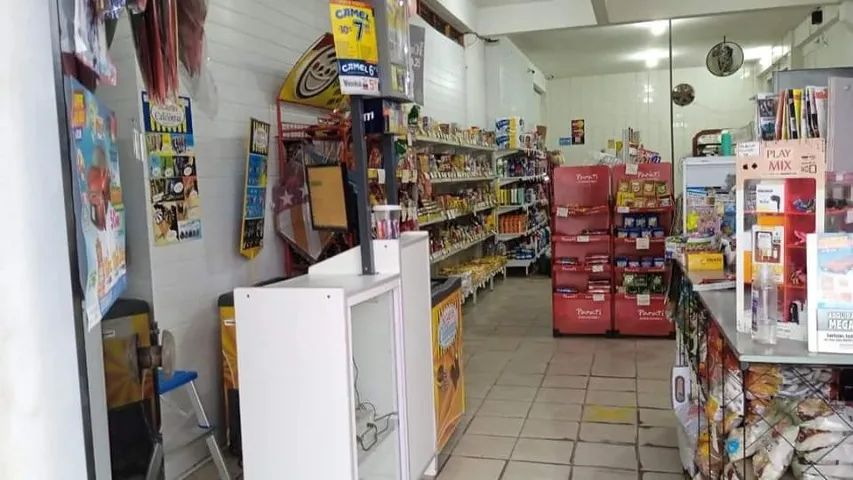 EQUIPAMENTOS, INSTALAÇOES E ESTOQUE DE MINI MERCADO - Foto 2