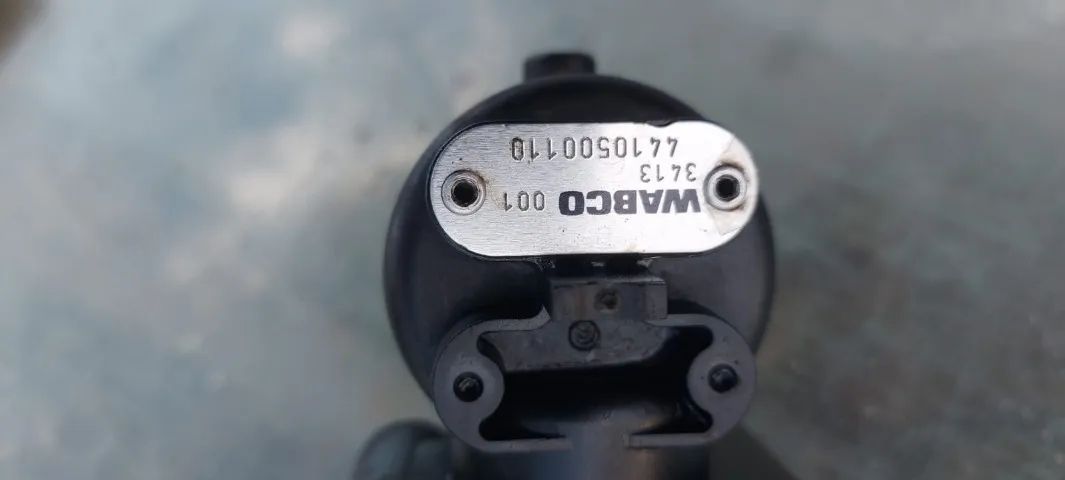 kit completo sensores de nivelamento e valvula suspensão eletronica MB, onibus e caminhões - Foto 4