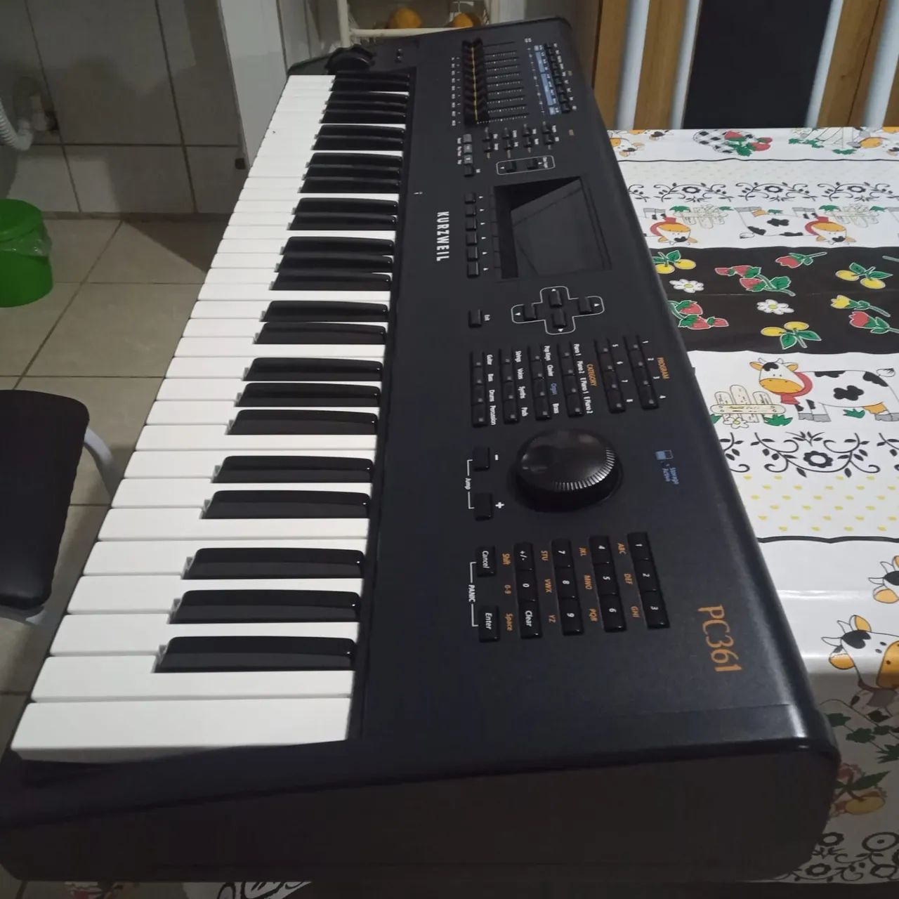 Vendo teclado kurzweil pc3 61 - Foto 2