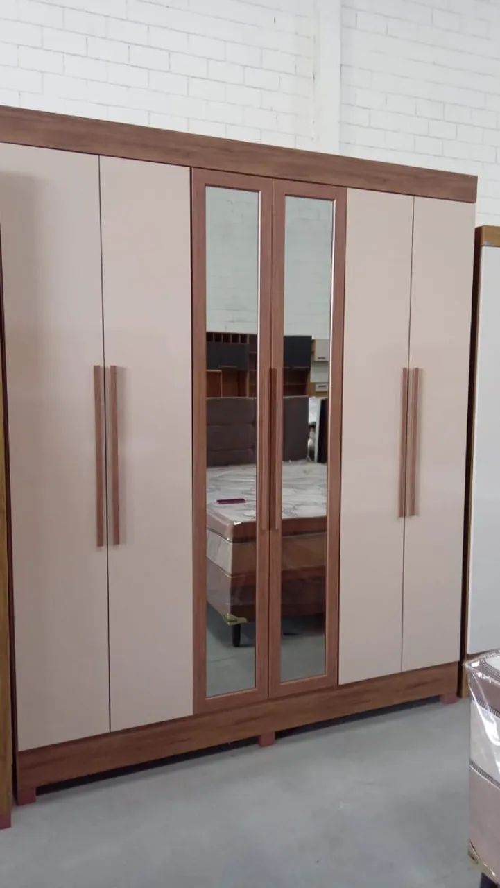 Guarda-Roupa Moderno com Espelho e Design Funcional - Foto 4