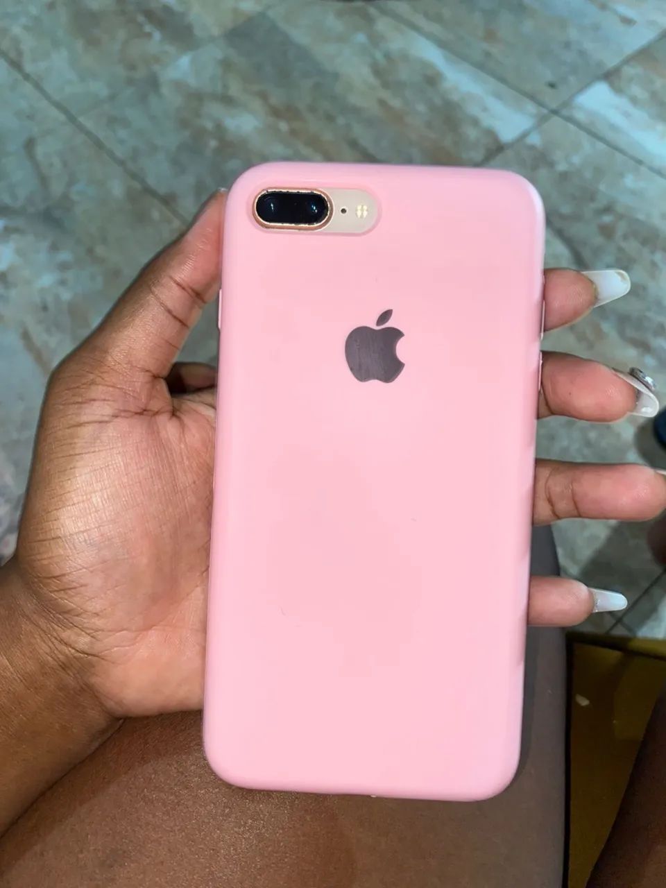 iPhone 8 Plus 64gb - Celulares e Smartphones - Simões Filho