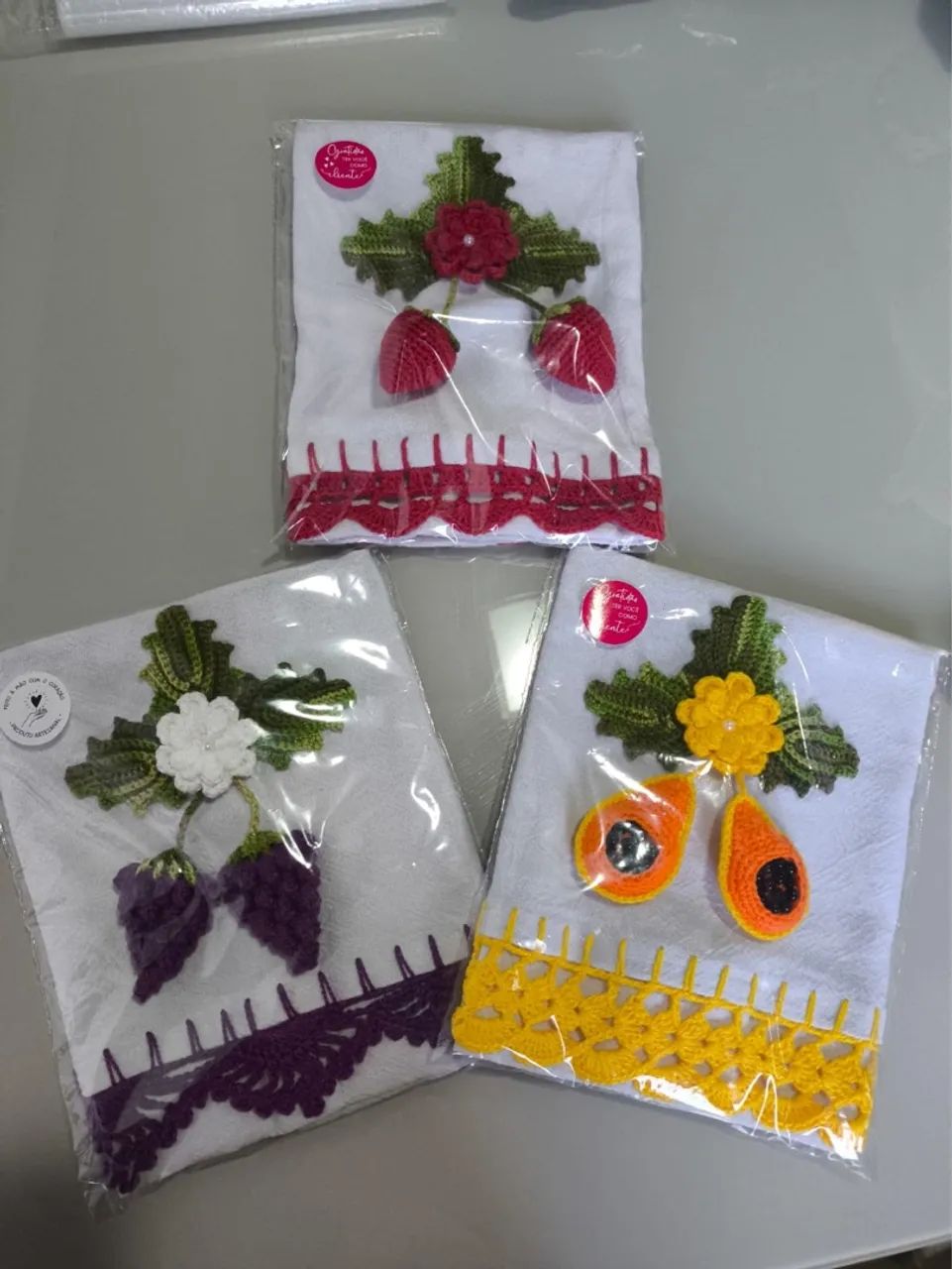 Pano de Prato Artesanal Frutas de Crochê