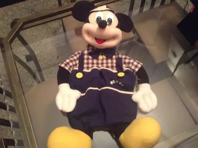 Boneco Mickey Mouse. Porta Objetos. Original ( Disney ) - Foto 2