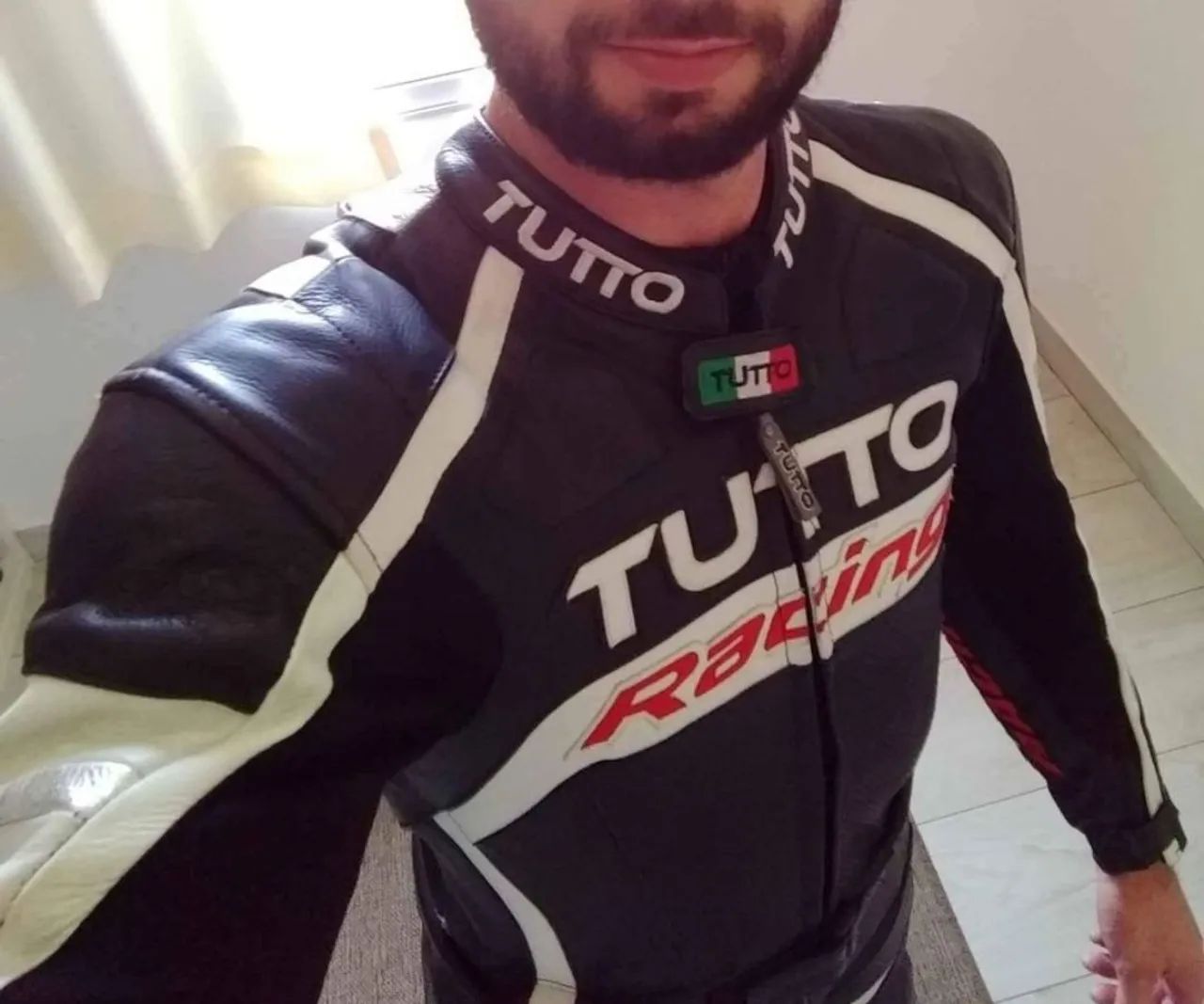 macacão tutto racing de 2 peças tam 46 novíssimo