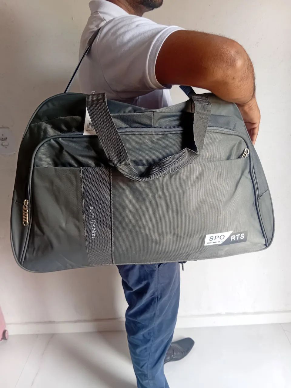 Bolsa de viagem material impermeavel